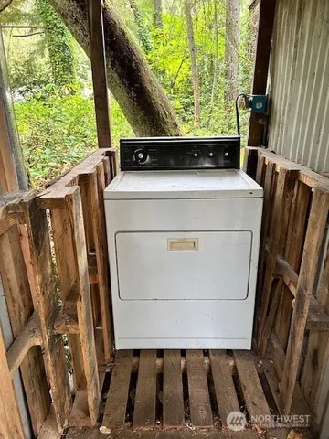 $1,250 | 19425 Beall Road Southwest, Unit WEST, Vashon, WA 98070