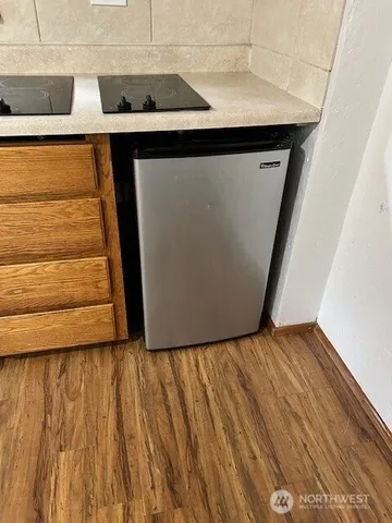 $1,250 | 19425 Beall Road Southwest, Unit WEST, Vashon, WA 98070