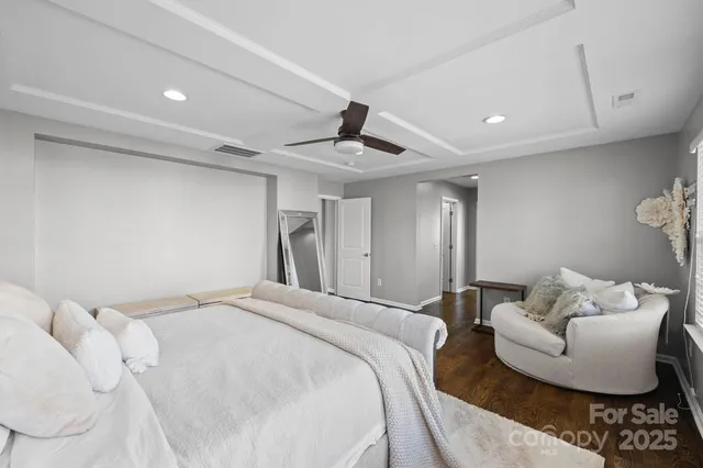 $595,000 | 18304 Studman Branch Avenue, Charlotte, NC 28278