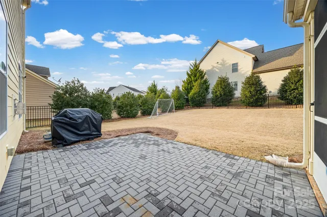 $595,000 | 18304 Studman Branch Avenue, Charlotte, NC 28278