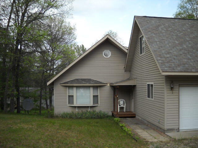 5184 Woodridge Road Lewiston, MI 49756 - Photo 2 of 49 Gallery Image 2