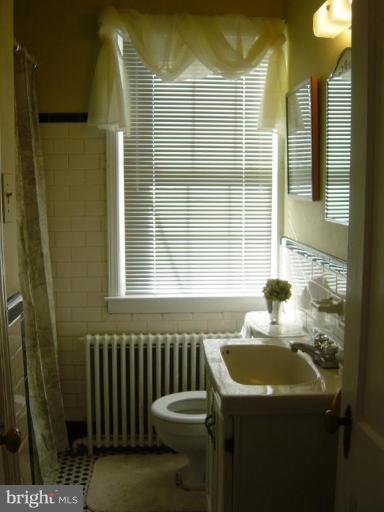 6453 Blenheim Road Baltimore, MD 21212 - Photo 8 of 18 Bath #1