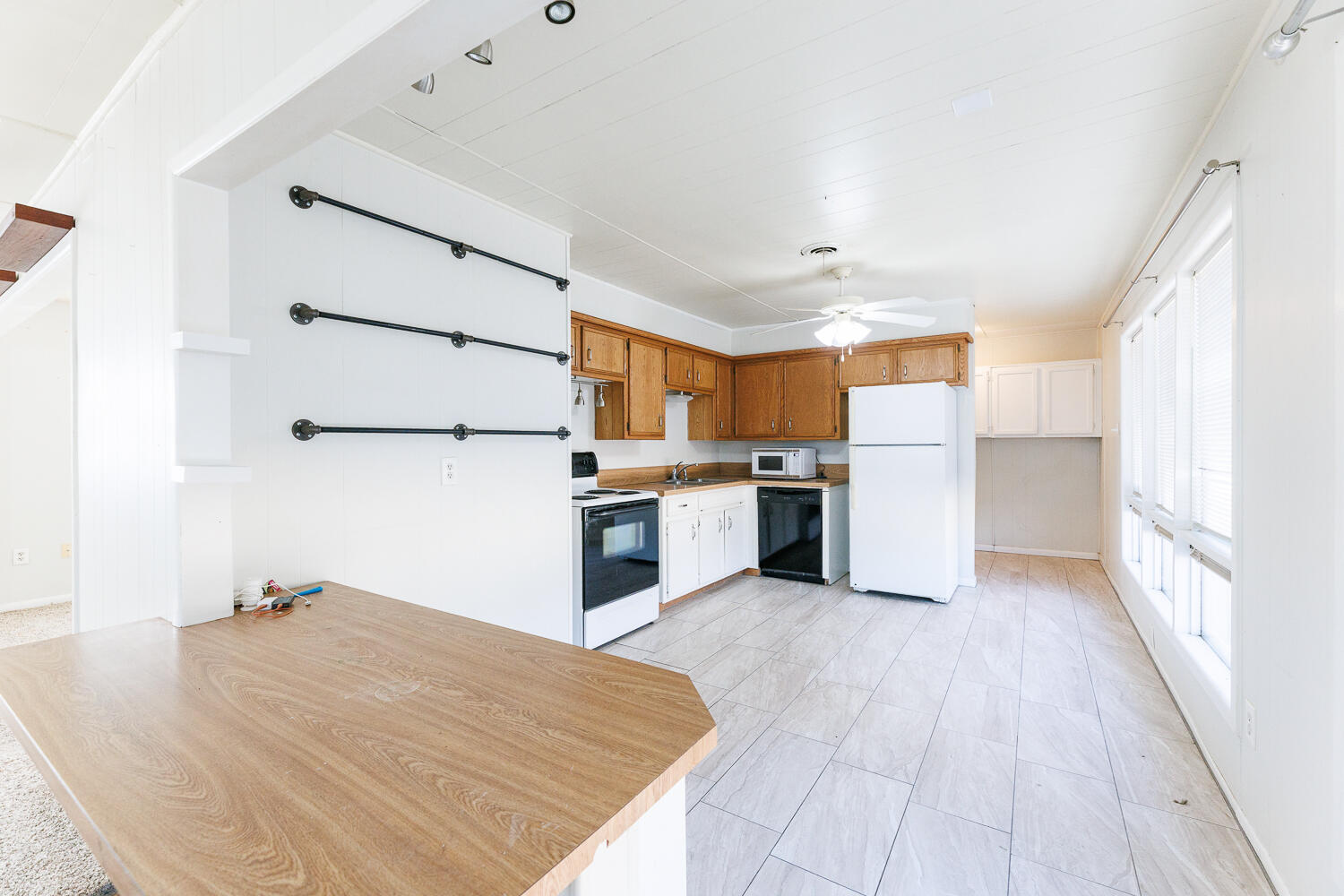 3001 54th Street Lubbock, TX 79413 - Photo 15 of 31 Kitchen