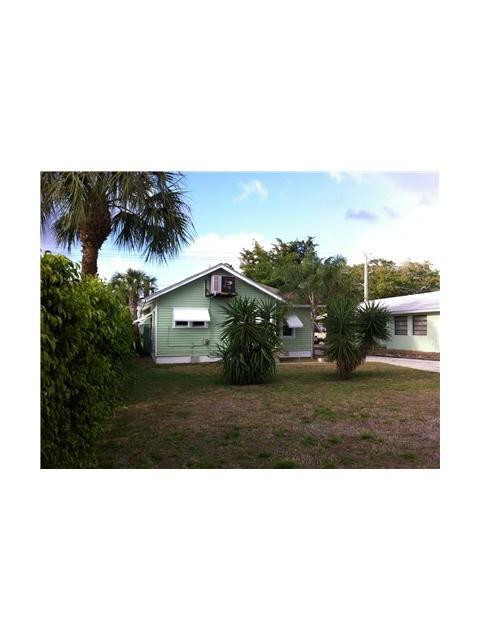 418 Northeast 4th Street Pompano Beach, FL 33060 - Photo 18 of 18 Exterior Back
