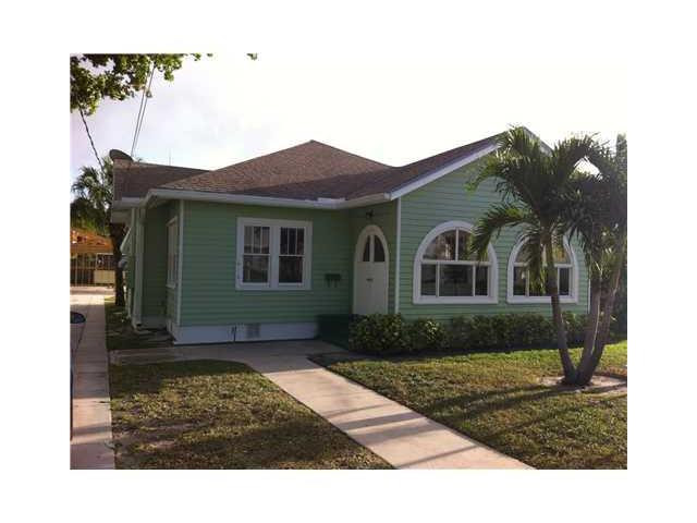 418 Northeast 4th Street Pompano Beach, FL 33060 - Photo 2 of 18 Exterior Front