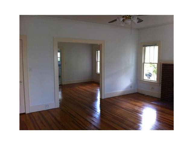 418 Northeast 4th Street Pompano Beach, FL 33060 - Photo 7 of 18 Living Room