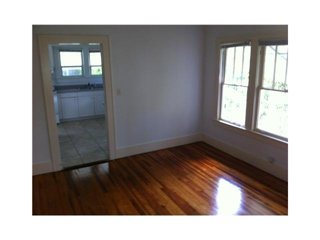 418 Northeast 4th Street Pompano Beach, FL 33060 - Photo 10 of 18 Dining Room