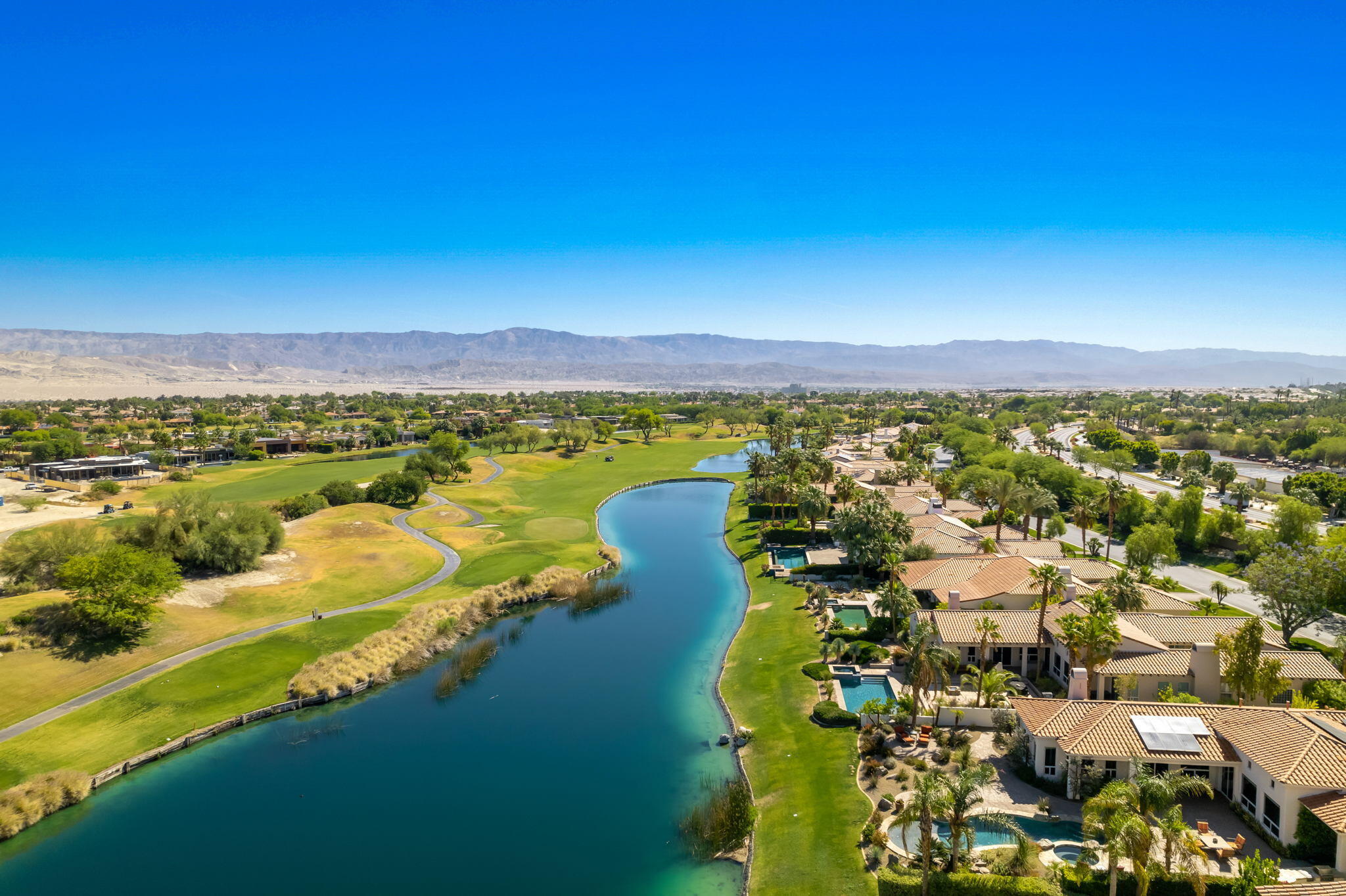 372 Loch Lomond Road Rancho Mirage, CA 92270 - Photo 47 of 51 a view of city and ocean