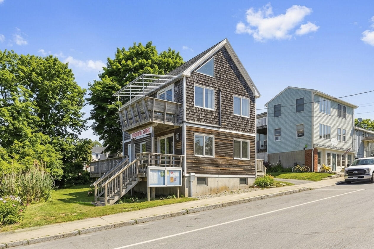 14 Welch Street, Unit 1 AND 2 Portland, ME 04108 - Photo 2 of 37 14 Welch Summer