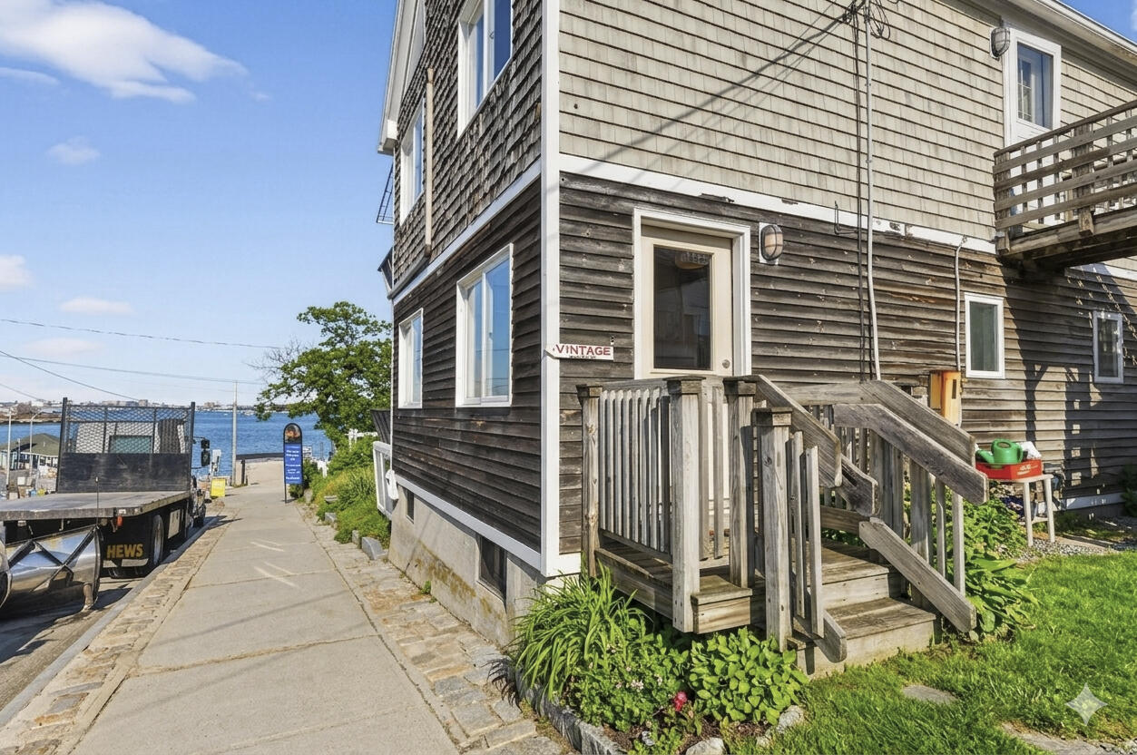 14 Welch Street, Unit 1 AND 2 Portland, ME 04108 - Photo 34 of 37 14 Welch Summer