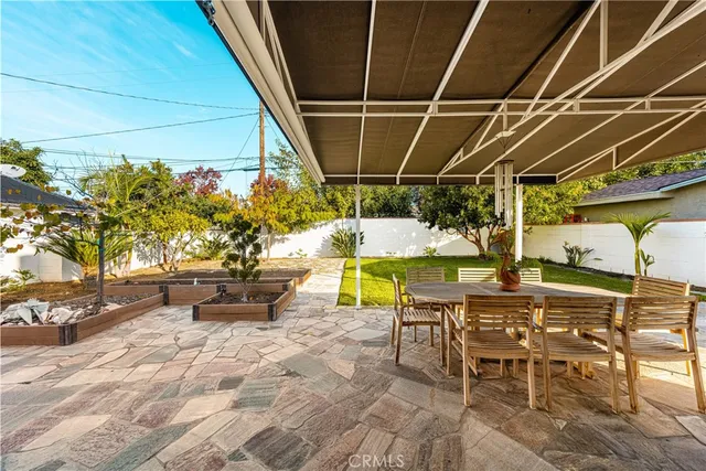 $1,195,000 | 943 East Everett Place, Orange, CA 92867