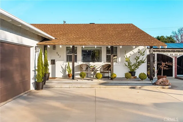 $1,195,000 | 943 East Everett Place, Orange, CA 92867