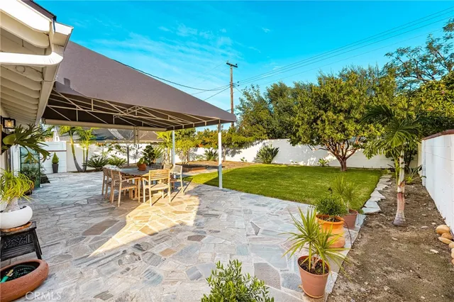 $1,195,000 | 943 East Everett Place, Orange, CA 92867