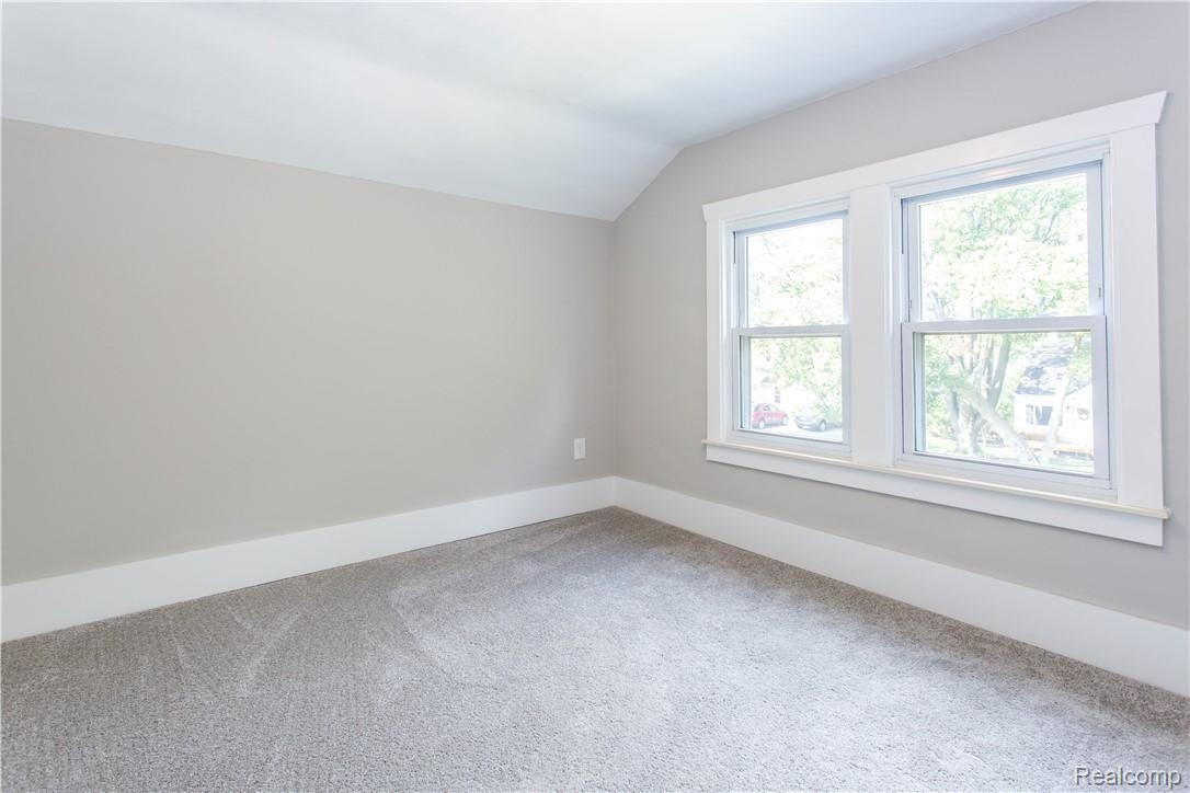 3408 Durham Road Royal Oak, MI 48073 - Photo 14 of 21 15.jpg