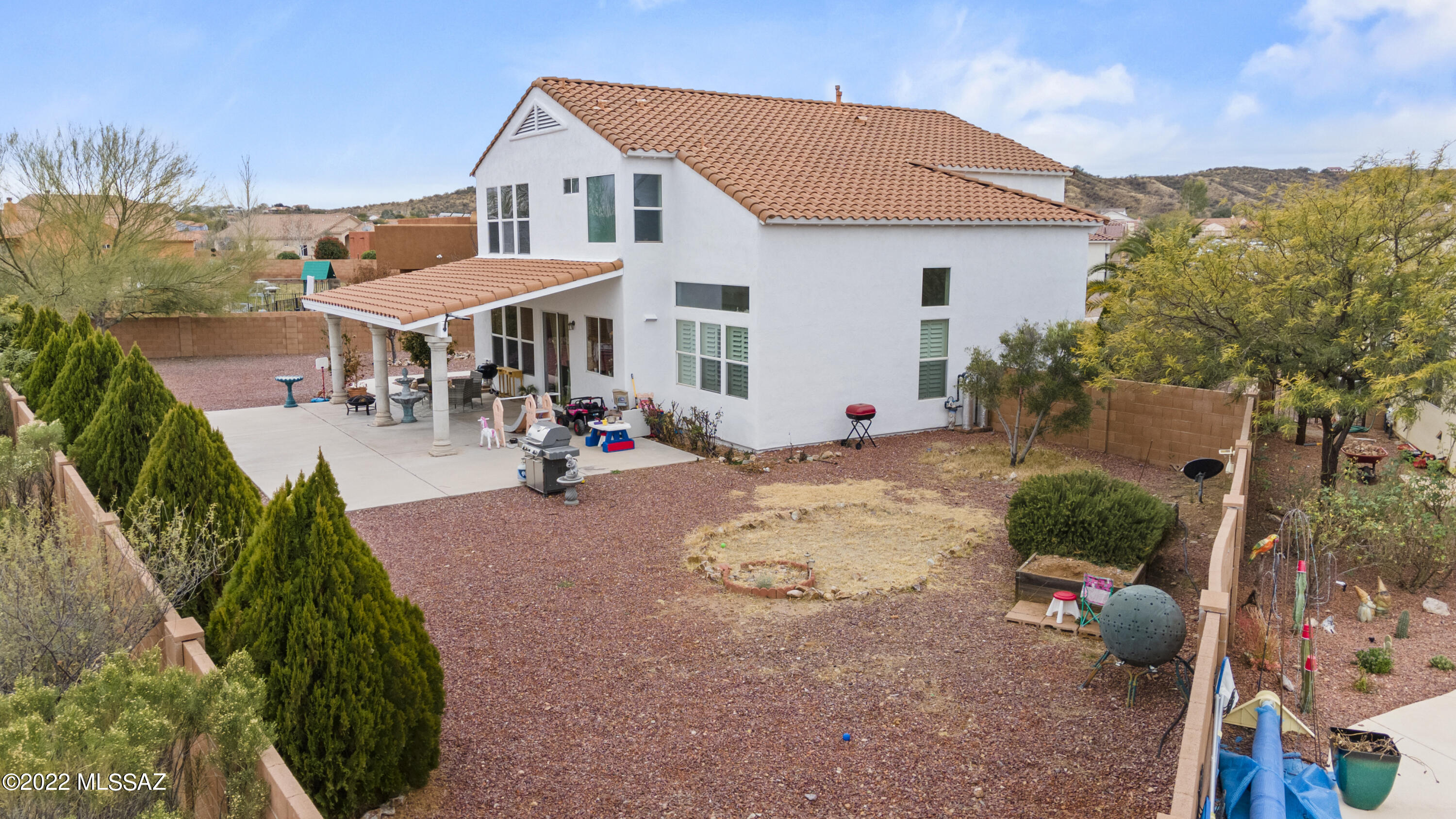 1113 Vista De Los Alamos Rio Rico, AZ 85648 - Photo 3 of 37 Gallery Image 3