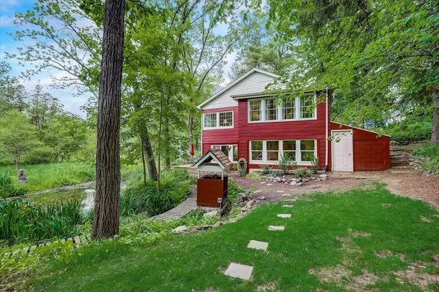 $430,000 | 149 Oakwood Avenue, Edgerton, WI 53534