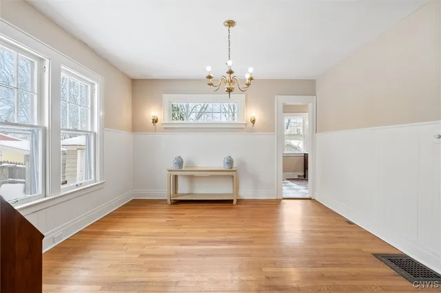 $255,000 | 313 Strathmore Drive, Syracuse, NY 13207