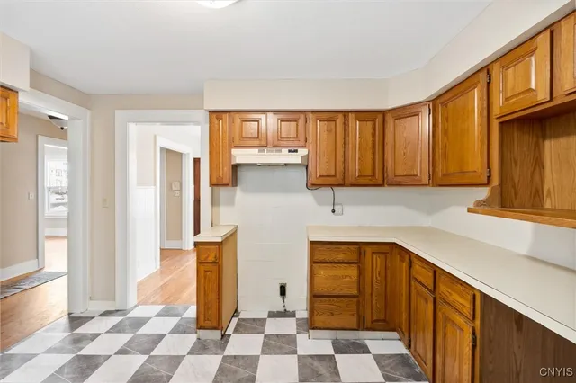 $255,000 | 313 Strathmore Drive, Syracuse, NY 13207