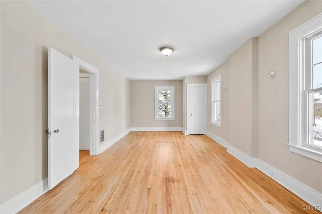 $255,000 | 313 Strathmore Drive, Syracuse, NY 13207