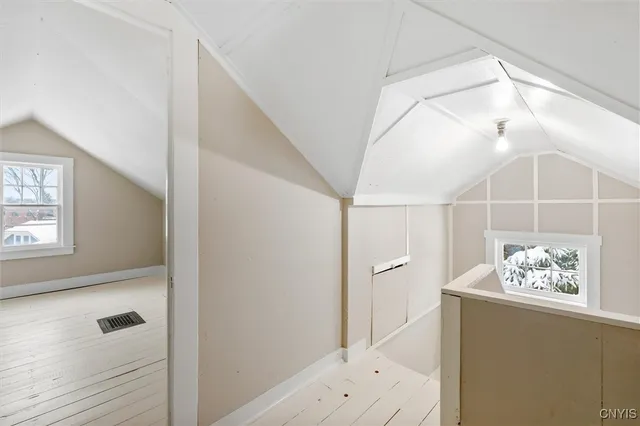 $255,000 | 313 Strathmore Drive, Syracuse, NY 13207