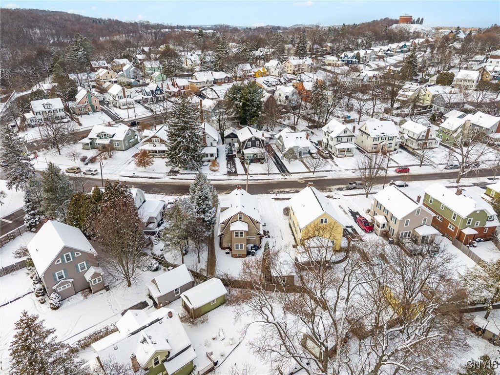 313 Strathmore Drive Syracuse, NY 13207 - Photo 42 of 48