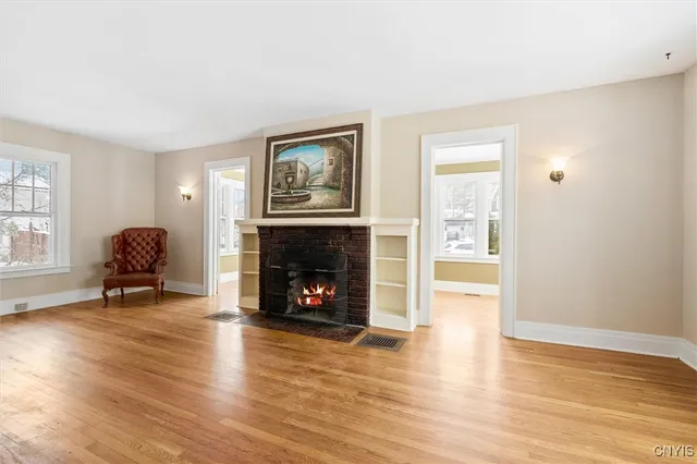 $255,000 | 313 Strathmore Drive, Syracuse, NY 13207