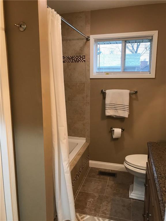 911 Rocky Ford Road Columbus, IN 47203 - Photo 29 of 33 Gallery Image 29