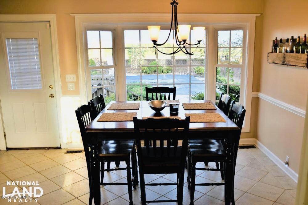 296 Vine Swamp Road Kinston, NC 28504 - Photo 6 of 15 Breakfast Area
