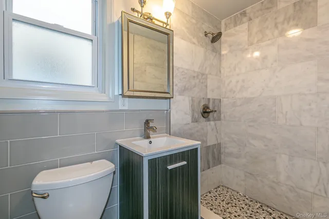 $1,330,000 | 46-20 190th Street | Auburndale