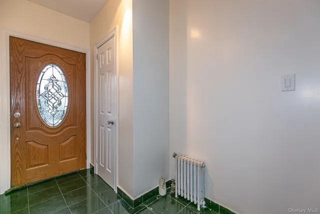 $1,330,000 | 46-20 190th Street | Auburndale