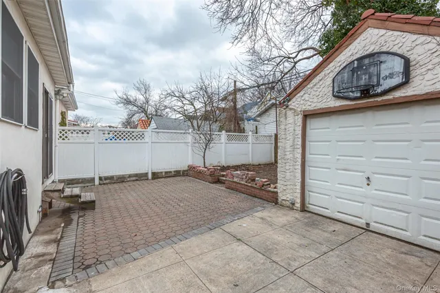 $1,330,000 | 46-20 190th Street | Auburndale