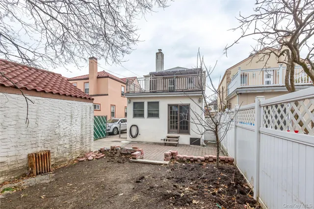 $1,330,000 | 46-20 190th Street | Auburndale