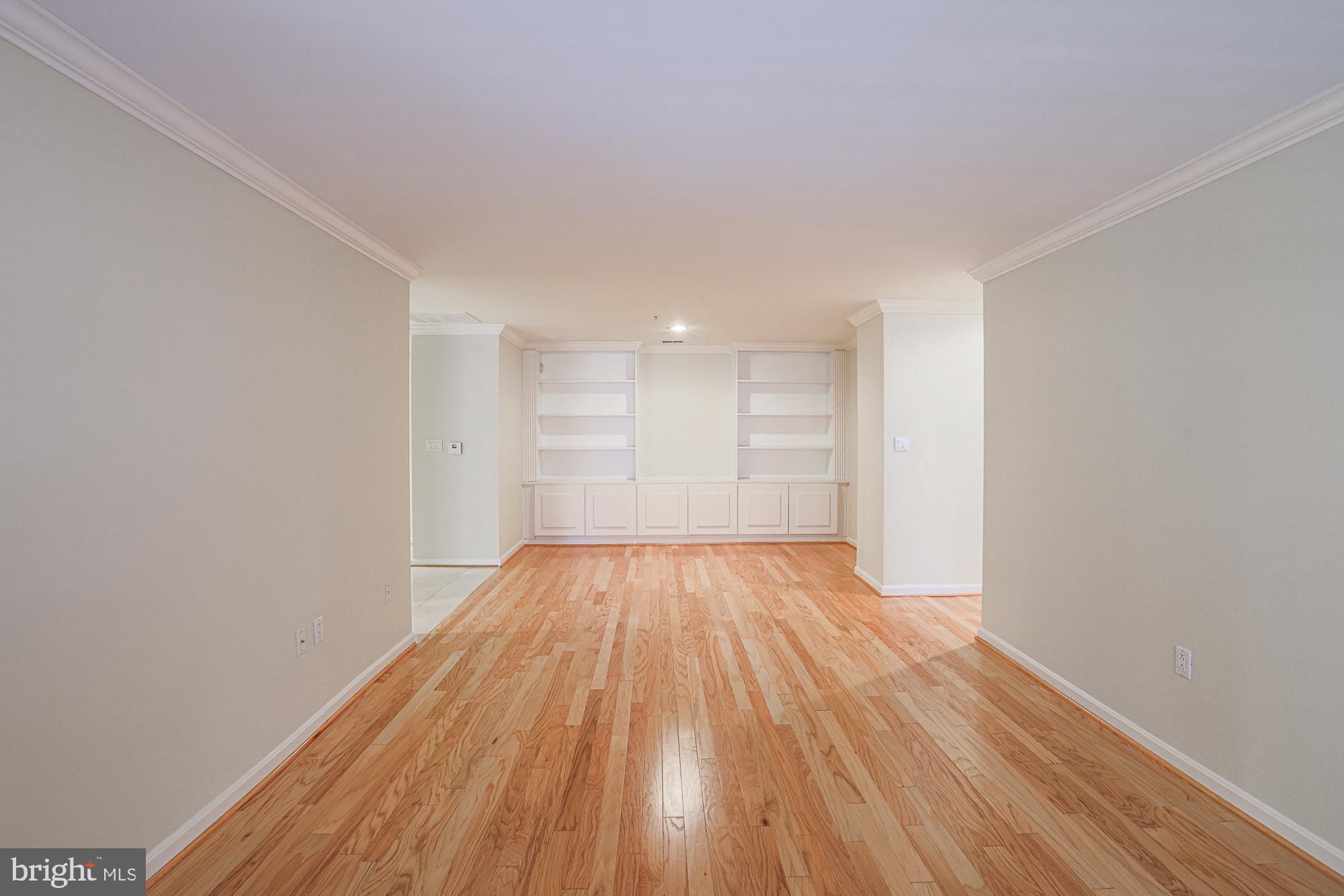 9500 Sidebrook Road, Unit 209 Owings Mills, MD 21117 - Photo 7 of 23 Dinning Room with marble shelf top