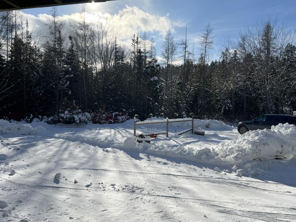 46 Kitty Lane Tremont, ME 04612 - Photo 2 of 18 IMG_6478