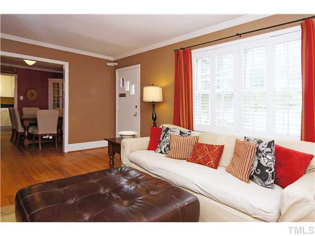 1301 Brooks Avenue Raleigh, NC 27607 - Photo 6 of 25 Living Room