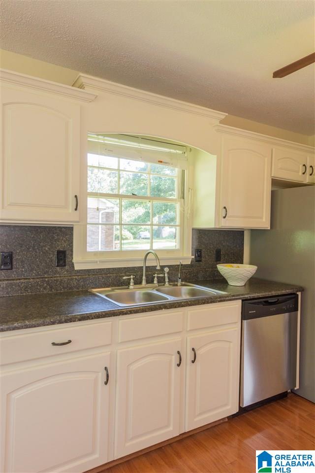6255 Victoria Drive Pelham, AL 35124 - Photo 16 of 50
