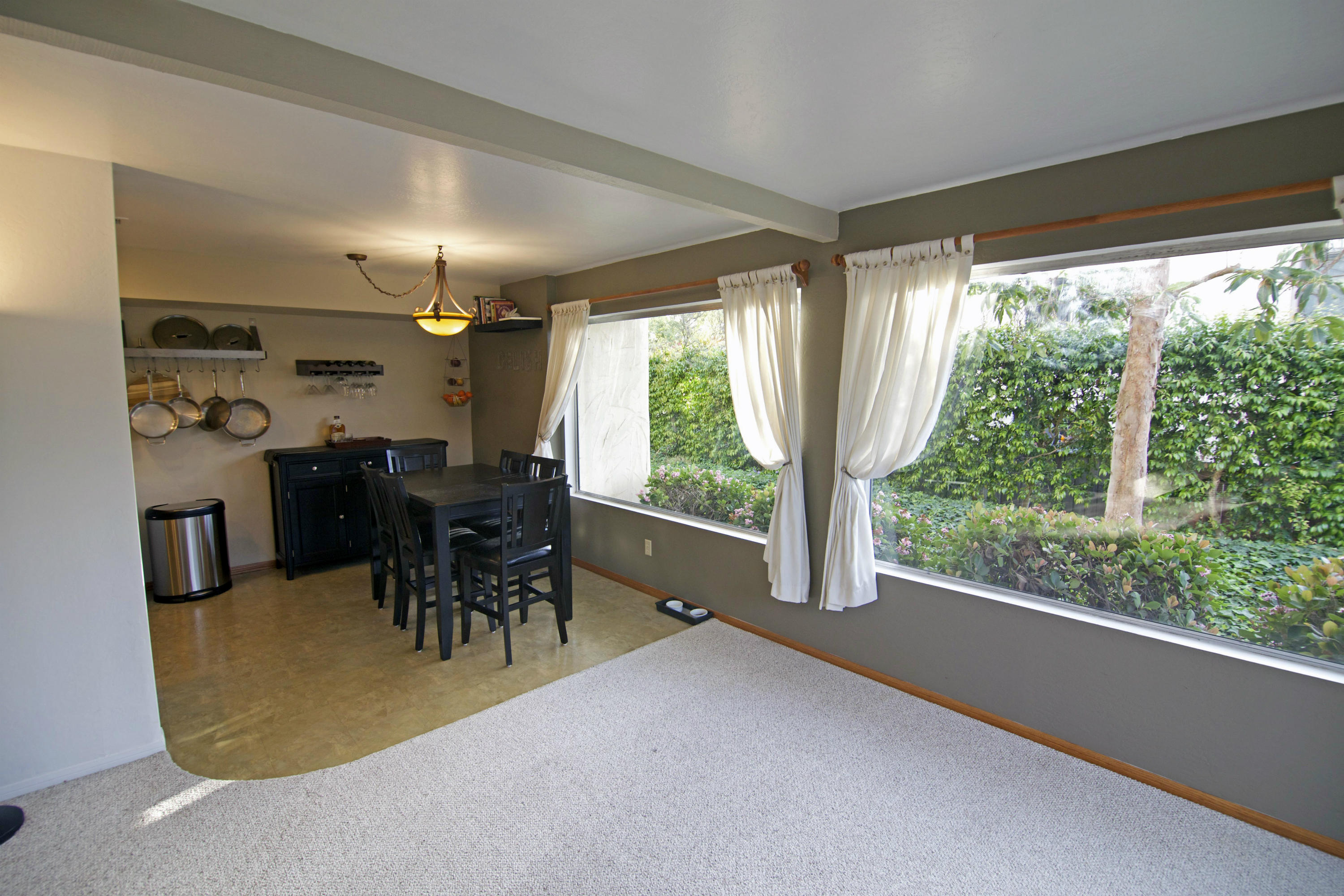 33 North San Marcos Road, Unit B Santa Barbara, CA 93111 - Photo 9 of 26 Dining