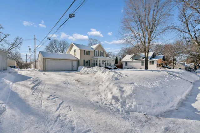 $384,900 | 3039 East 45th Street, Minneapolis, MN 55406