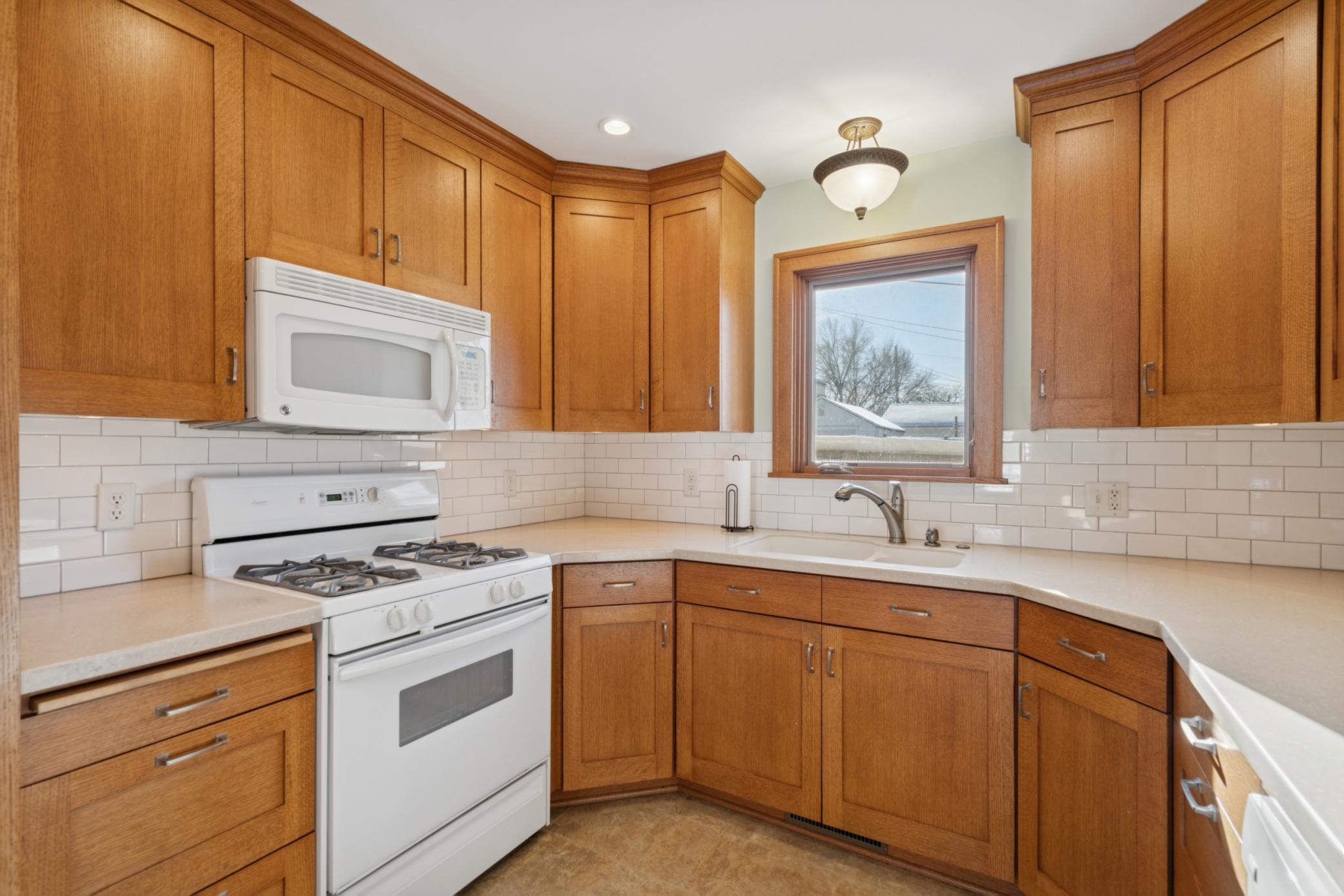 3039 East 45th Street Minneapolis, MN 55406 - Photo 4 of 24