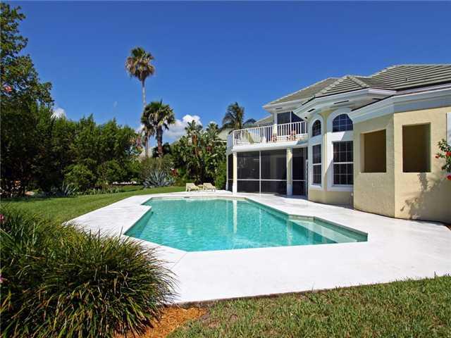 3000 Southeast Island Point Lane Stuart, FL 34996 - Photo 13 of 25 a view of pool with yard