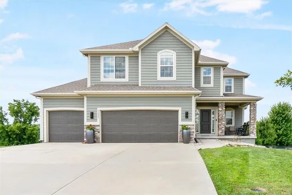 $559,900 | 26227 West 141st Court, Olathe, KS 66061