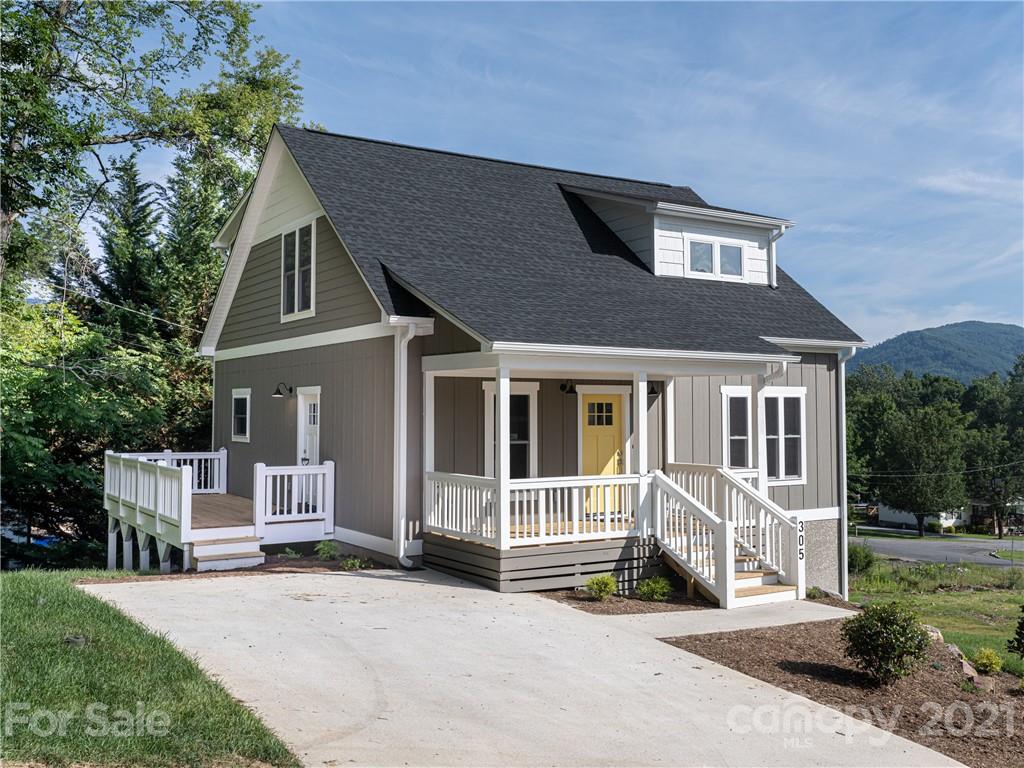 305 Magnolia Ridge Road Swannanoa, NC 28778 - Photo 3 of 34 Gallery Image 3
