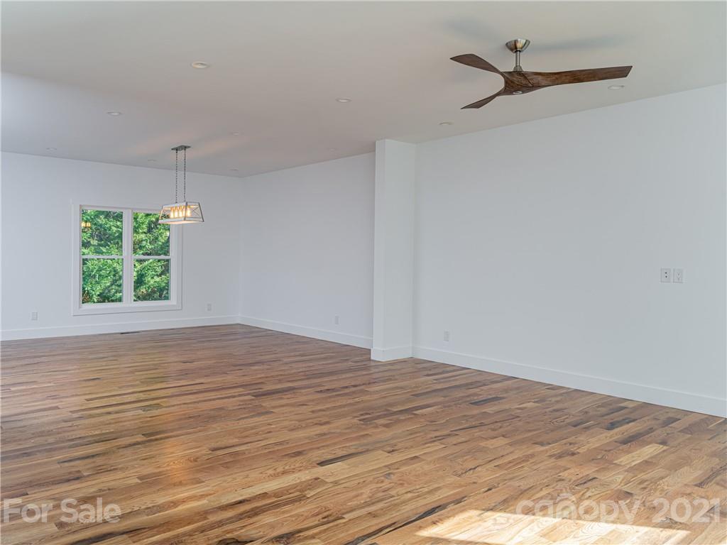 305 Magnolia Ridge Road Swannanoa, NC 28778 - Photo 8 of 34 Gallery Image 8