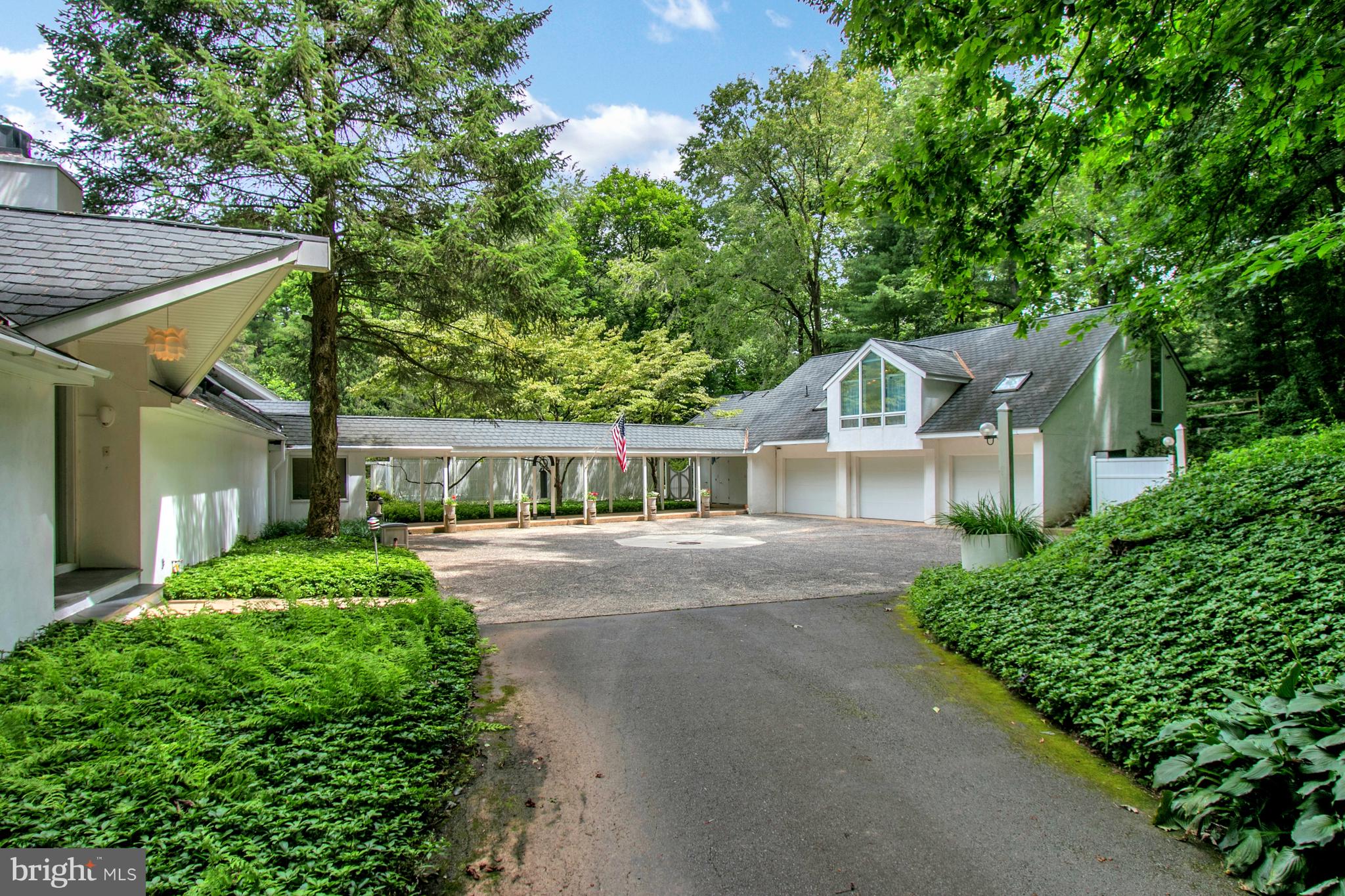 360 East Hillendale Road Kennett Square, PA 19348 - Photo 2 of 35 Exceptional One-Of-A-Kind Residence