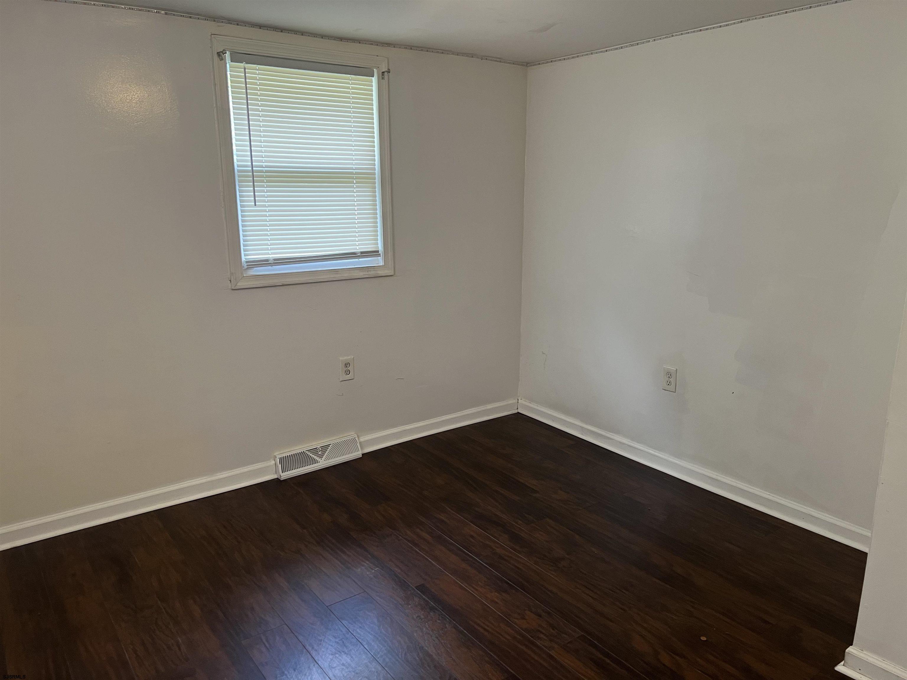 2 Robin Road Egg Harbor Township, NJ 08234 - Photo 17 of 20 Gallery Image 17