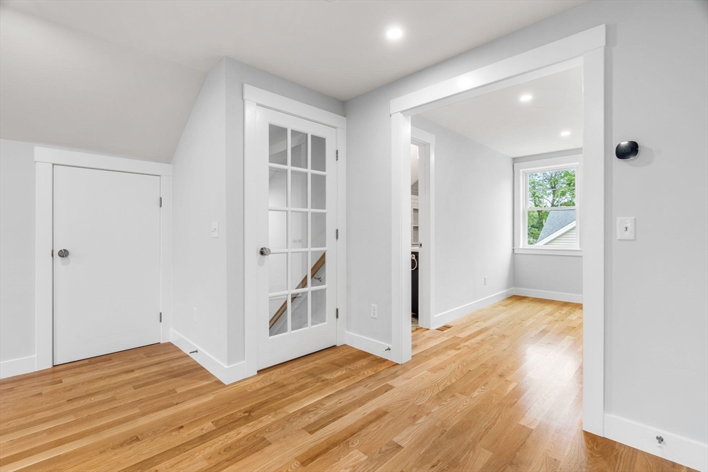 10 Whittier Road Natick, MA 01760 - Photo 32 of 41