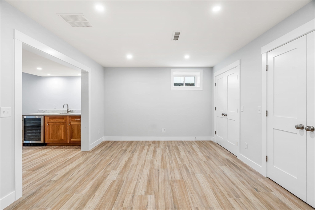 10 Whittier Road Natick, MA 01760 - Photo 37 of 41