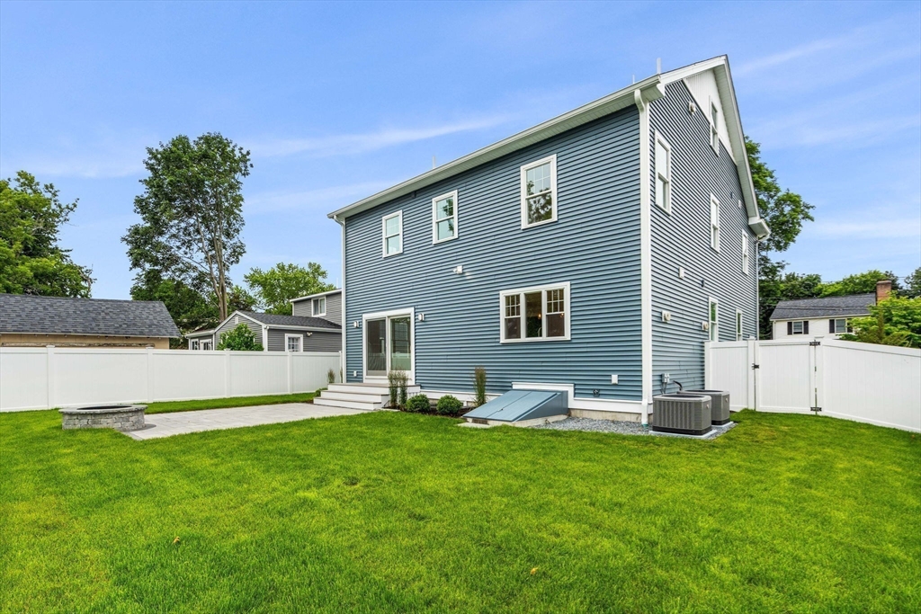 10 Whittier Road Natick, MA 01760 - Photo 5 of 41