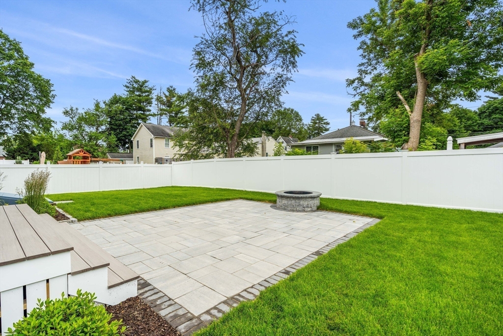 10 Whittier Road Natick, MA 01760 - Photo 6 of 41