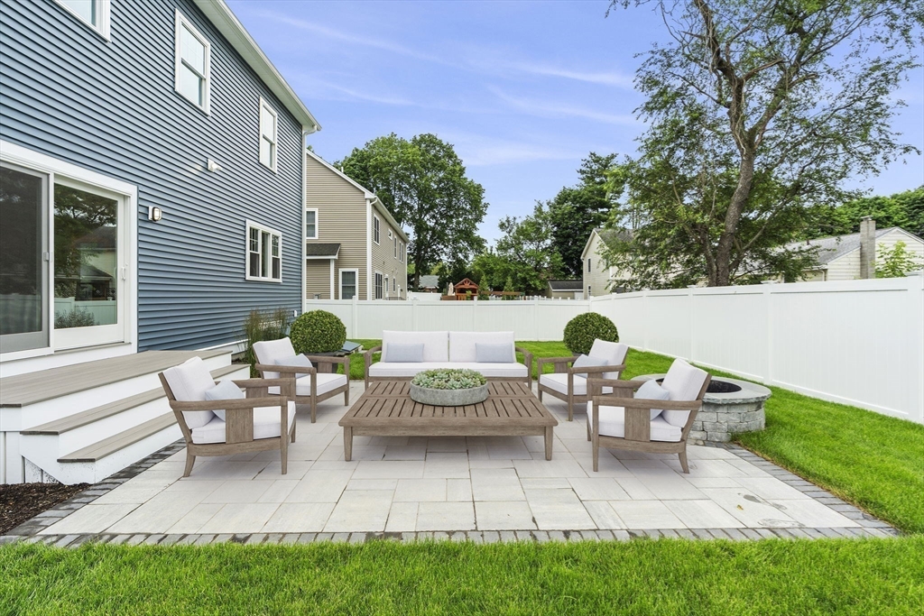 10 Whittier Road Natick, MA 01760 - Photo 7 of 41